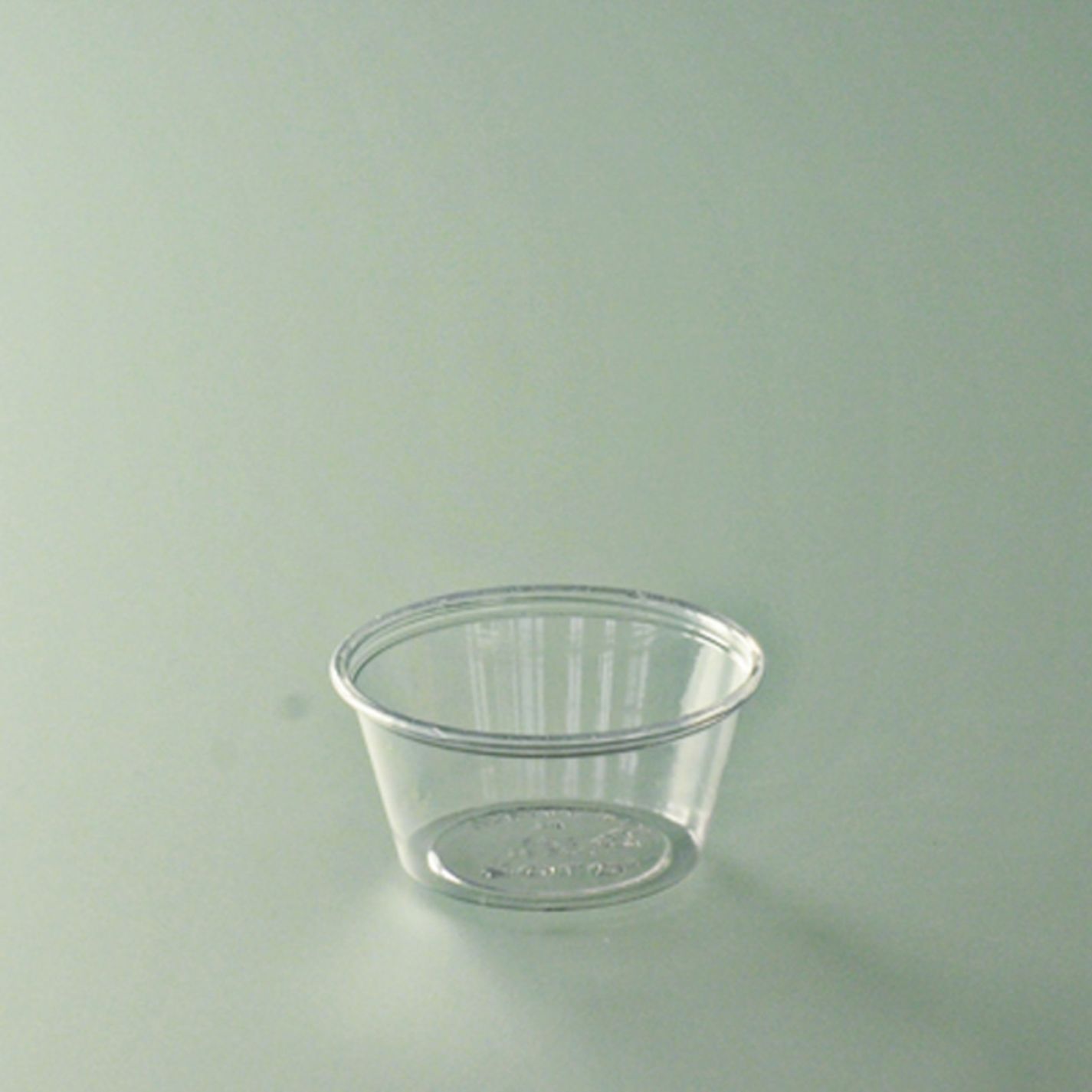 POT A SAUCE PP 6CL D.61MM H.30MM /100 couv 34824 FS - Rempl. 34877 POT A SAUCE PP 6CL D.61MM H.30MM /100 couv 34824 FS - Rempl. 34877